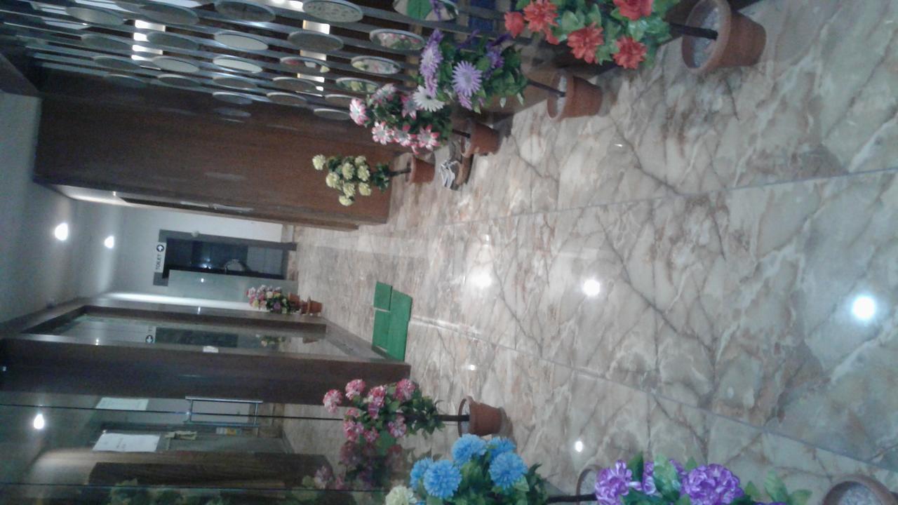 Hotel The Grand Parshwanath Sankeshvar ภายนอก รูปภาพ