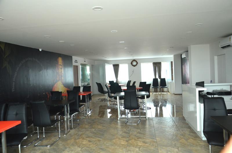 Hotel The Grand Parshwanath Sankeshvar ภายนอก รูปภาพ